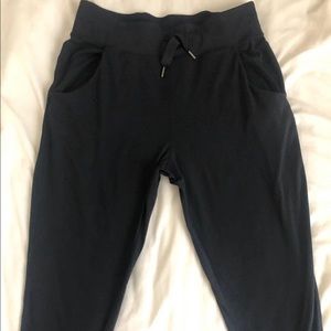 Lululemon Joggers size 6